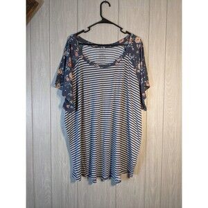 Torrid Baby Doll Tshirt Striped Floral Super Soft Classic Fit Sz 6 EUC